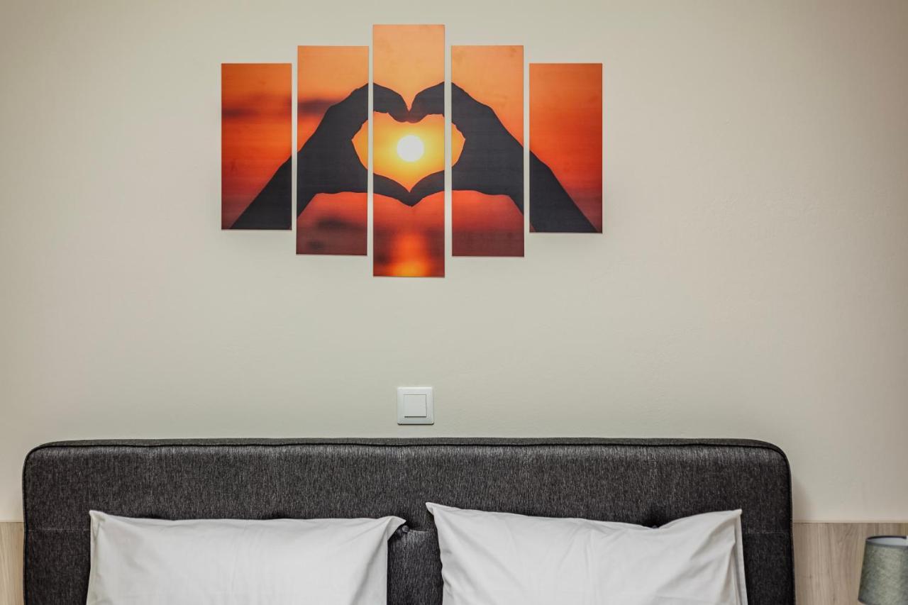 Kelly'S Sunset Apartment 2 Kalamata ภายนอก รูปภาพ